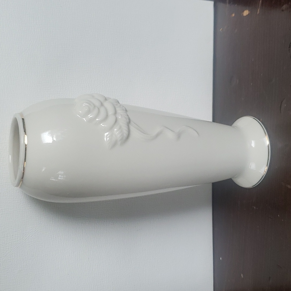 Lenox Rose Blossom Bud Vase - Picture 2 of 8